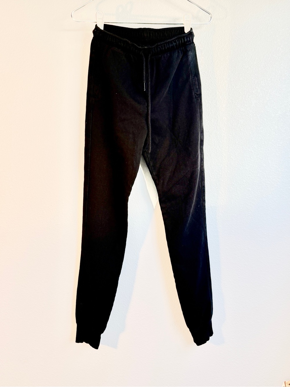 Mantra Los Angeles  unisex sustainable Black Drawstring slim Jogger yoga Pants
